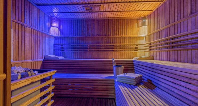 Seven Seas Hotel Life