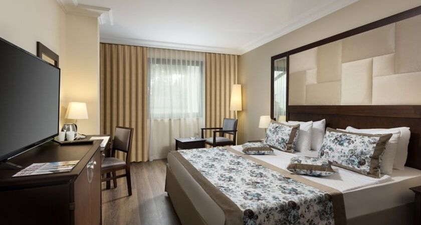 Seven Seas Hotel Life