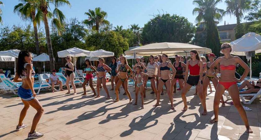 Palmeras Beach Hotel