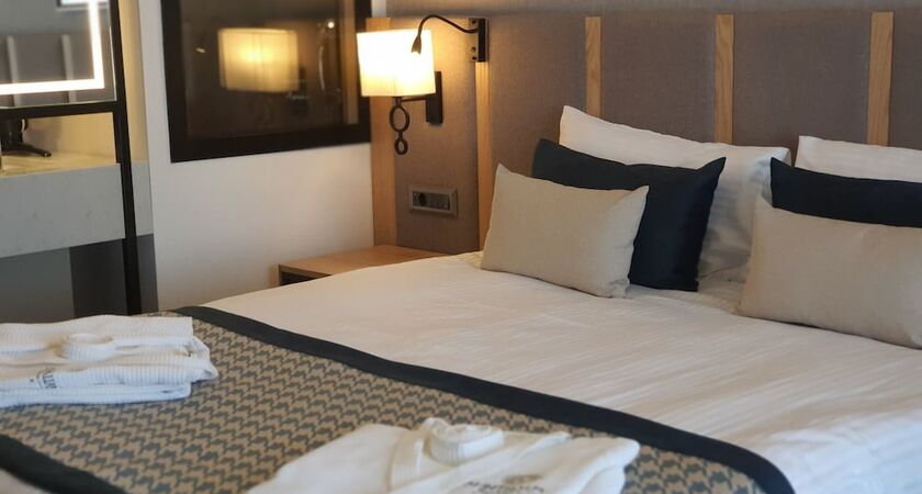 Sunthalia Hotels & Resort
