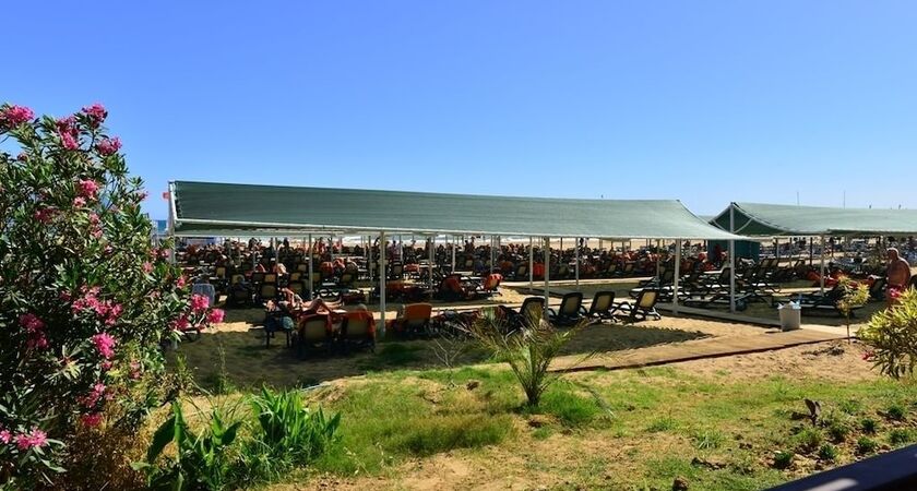 Side Crown Serenity Hotel