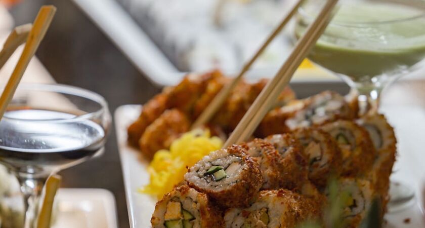 Side Crown Serenity Hotel