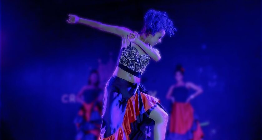 Side Crown Serenity Hotel