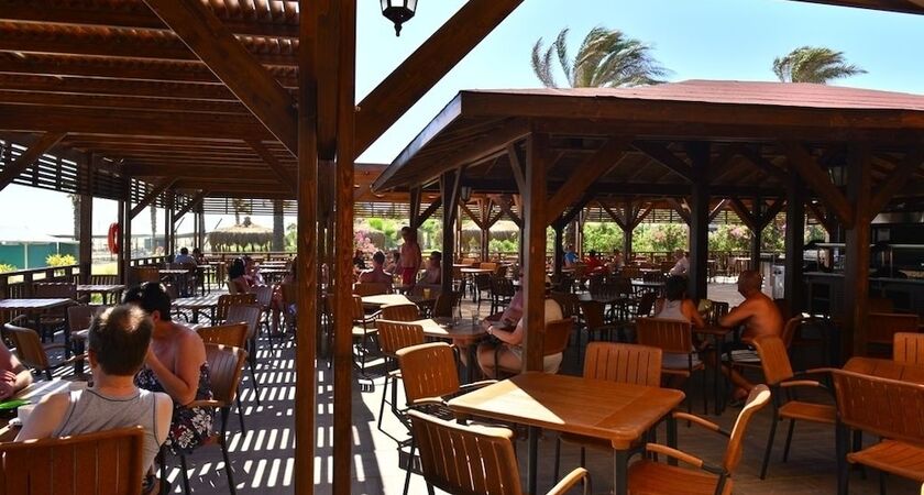 Side Crown Serenity Hotel