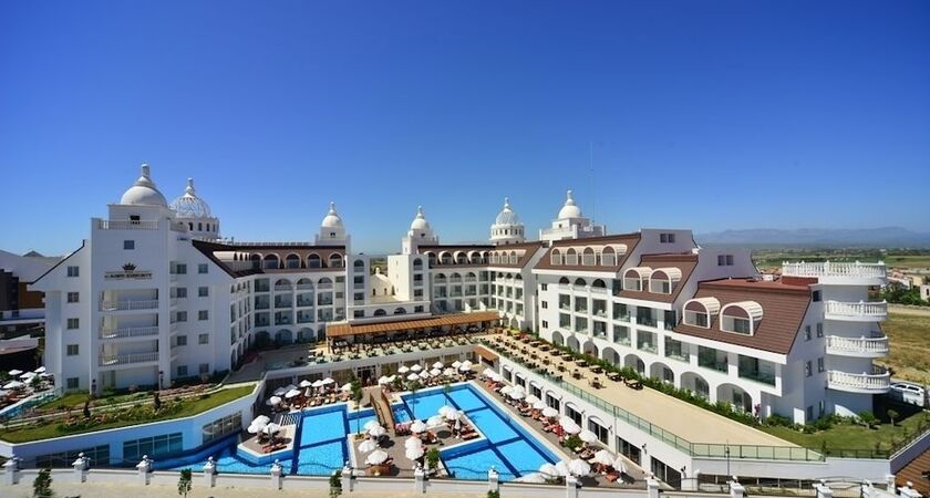 Side Crown Serenity Hotel