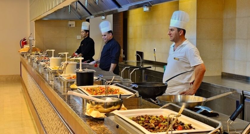 Side Crown Serenity Hotel