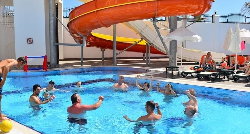 Side Crown Serenity Hotel