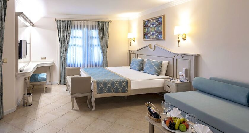 Starlight Resort Hotel