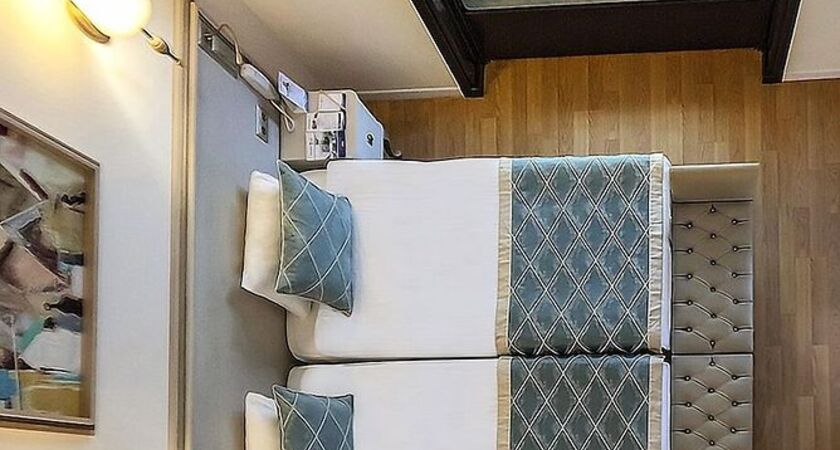 Starlight Resort Hotel