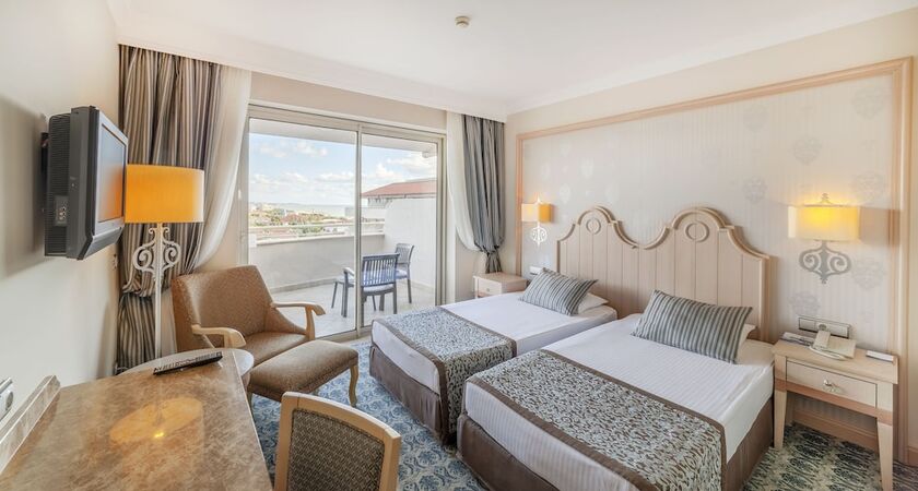 Starlight Resort Hotel