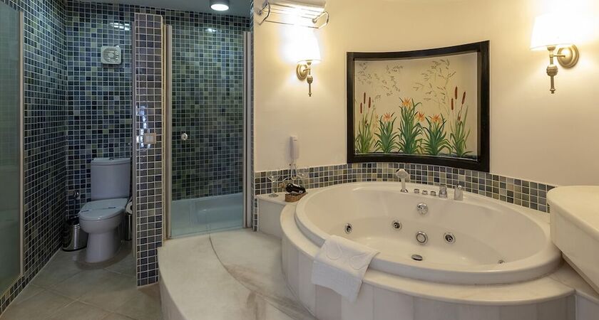 Starlight Resort Hotel