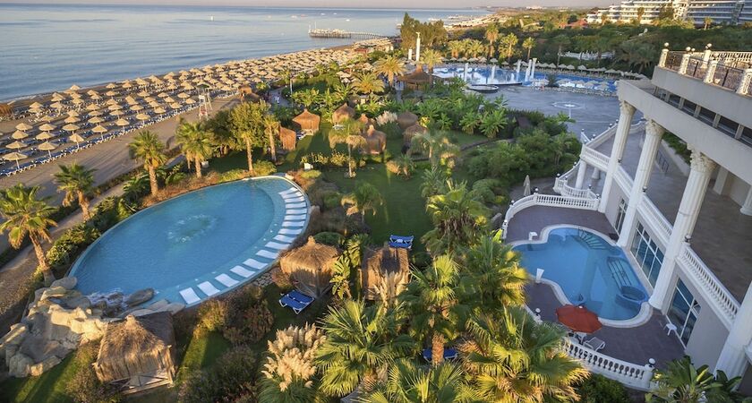 Starlight Resort Hotel