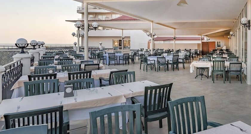 Starlight Resort Hotel