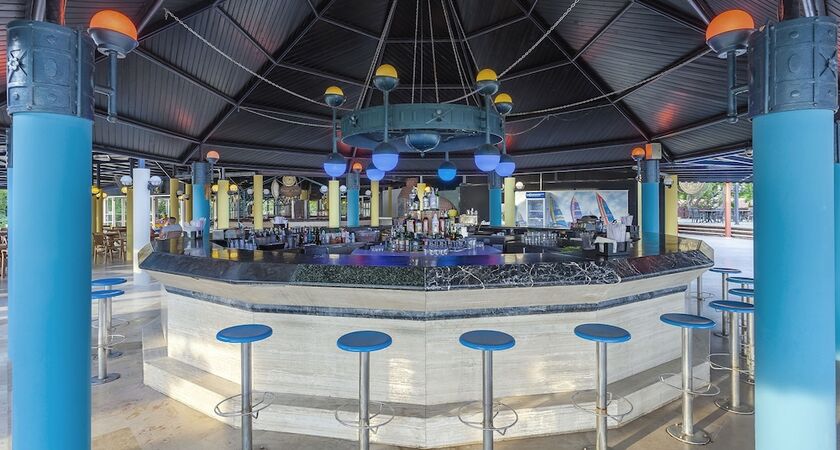 Starlight Resort Hotel