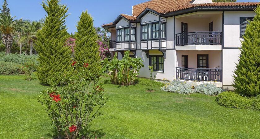 Starlight Resort Hotel