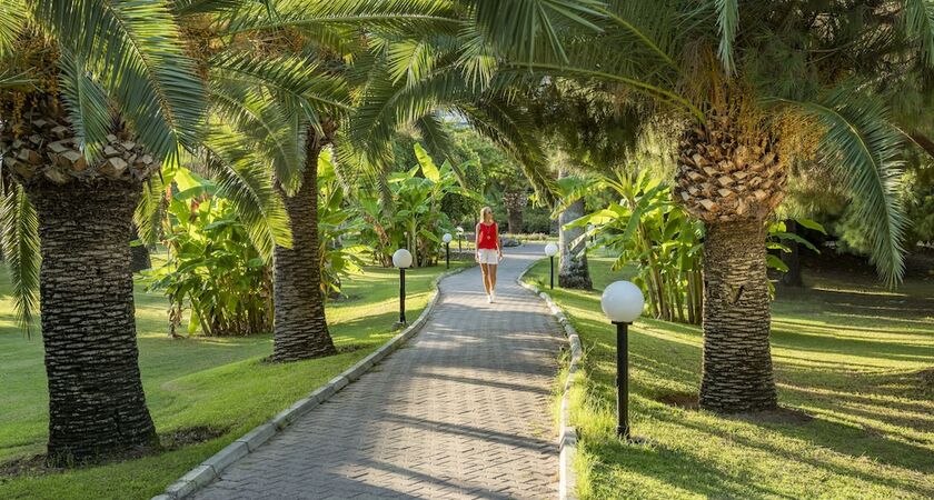 Sunrise Resort Hotel