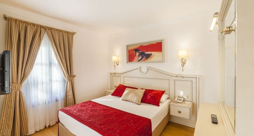 Sunrise Resort Hotel