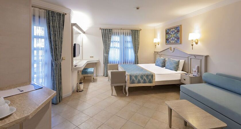 Sunrise Resort Hotel