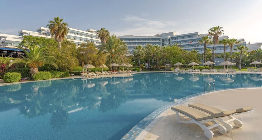 Sunrise Resort Hotel