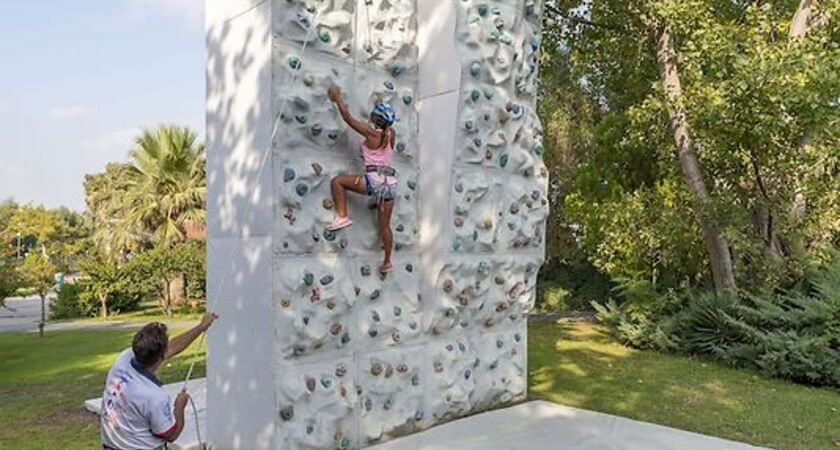 Sunrise Resort Hotel