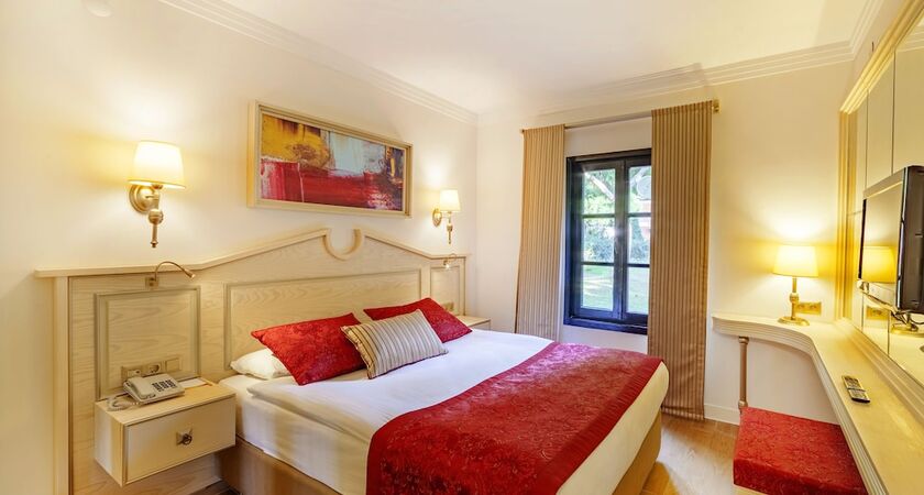 Sunrise Resort Hotel