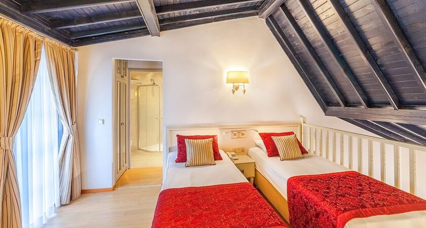 Sunrise Resort Hotel