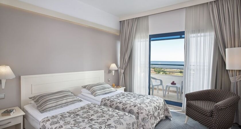 Sunrise Resort Hotel