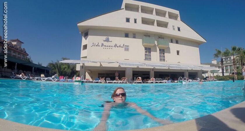 Side Breeze Hotel