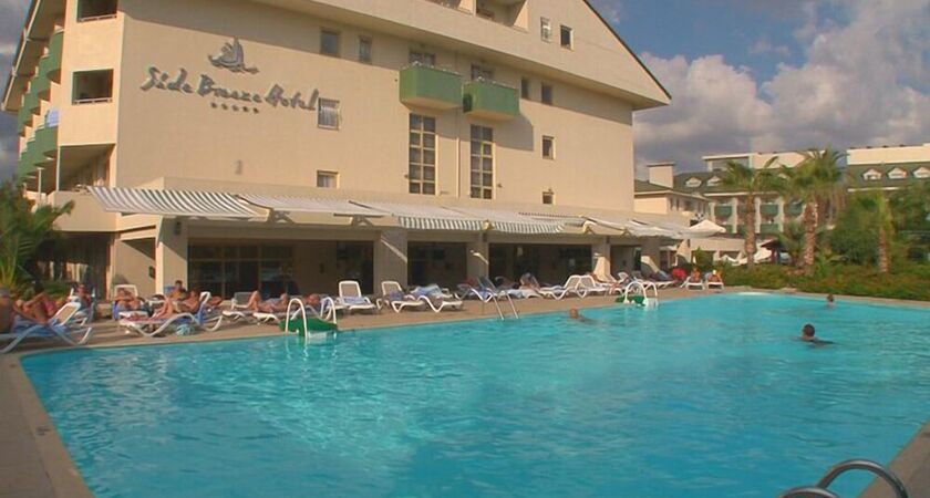 Side Breeze Hotel