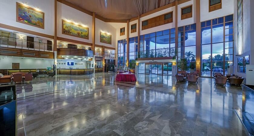 Selge Beach Resort Spa