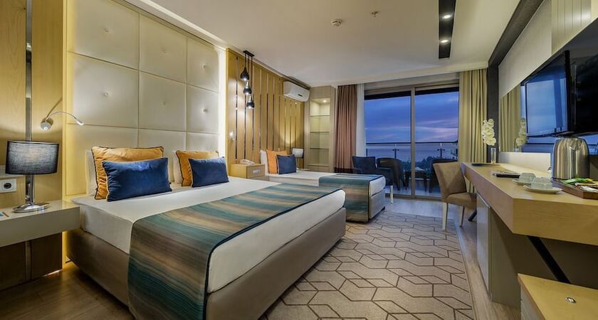 Selge Beach Resort Spa