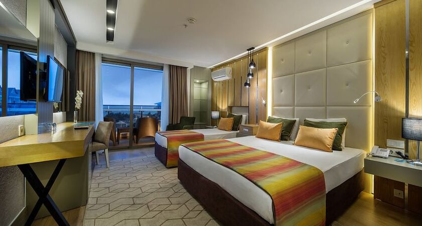 Selge Beach Resort Spa