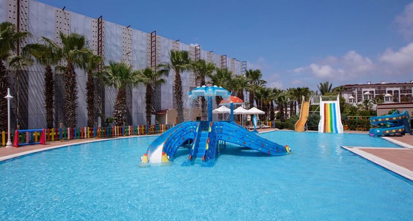 Selge Beach Resort Spa