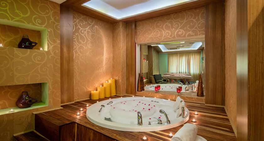 Selge Beach Resort Spa