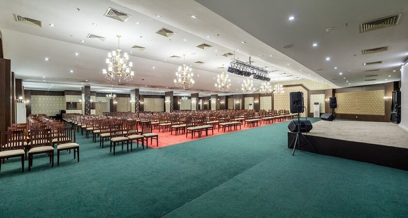 Selge Beach Resort Spa