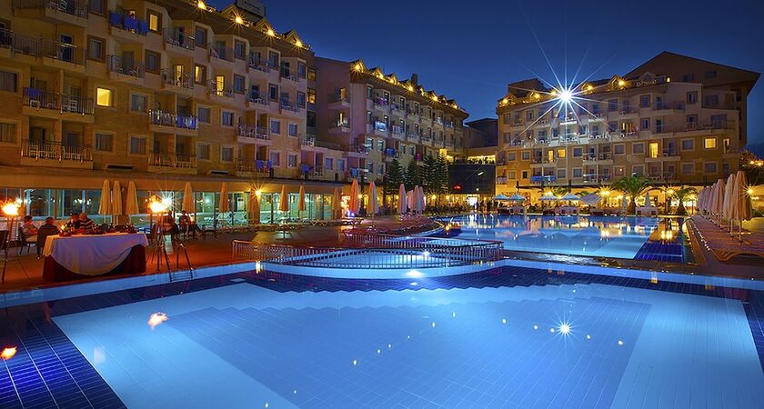 Diamond Beach Hotel & Spa