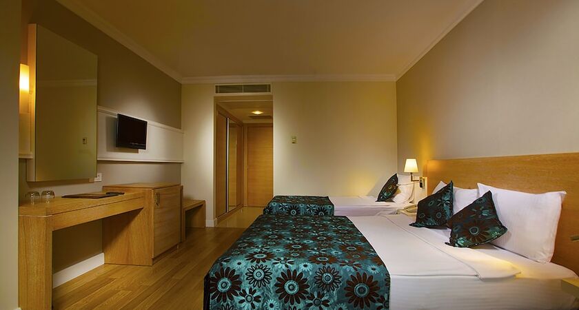 Diamond Beach Hotel & Spa