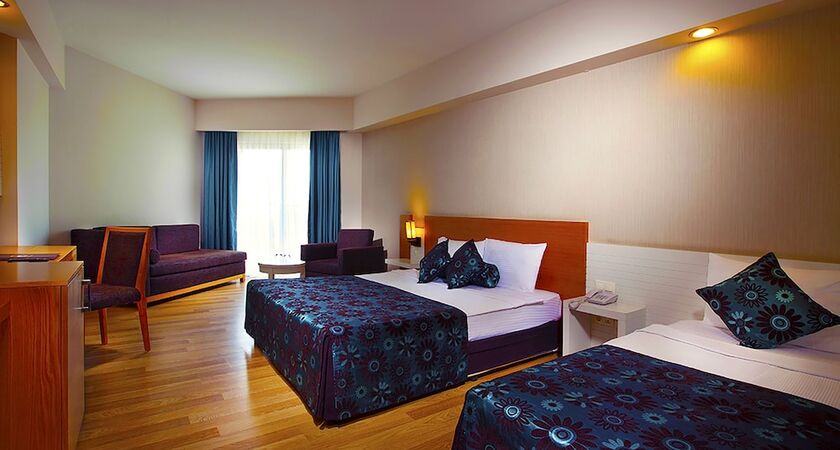 Diamond Beach Hotel & Spa