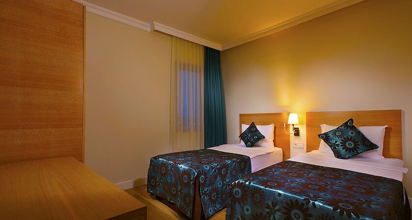 Diamond Beach Hotel & Spa