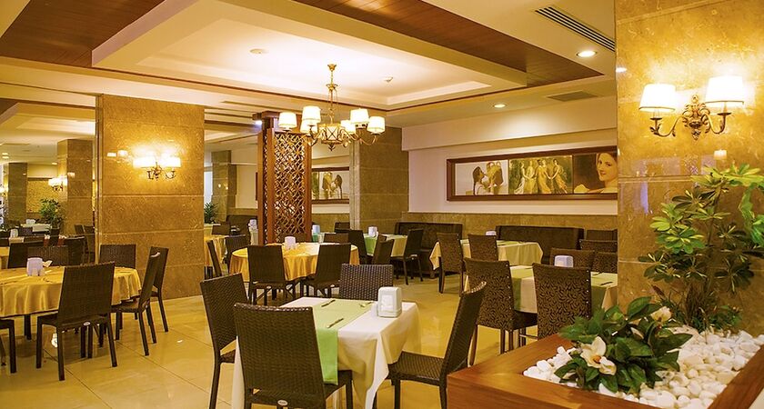 Diamond Beach Hotel & Spa