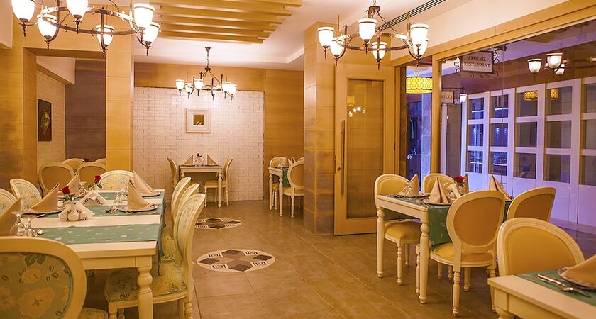 Diamond Beach Hotel & Spa