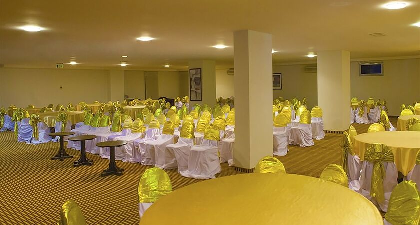 Diamond Beach Hotel & Spa