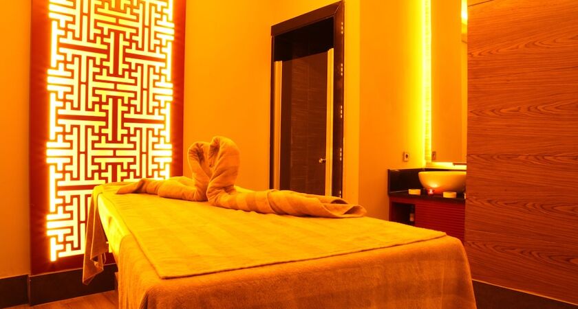 Diamond Premium Hotel & Spa