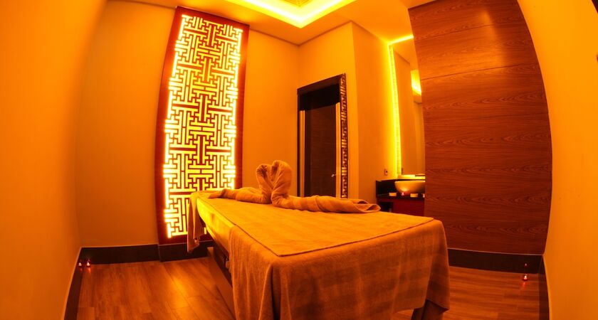 Diamond Premium Hotel & Spa