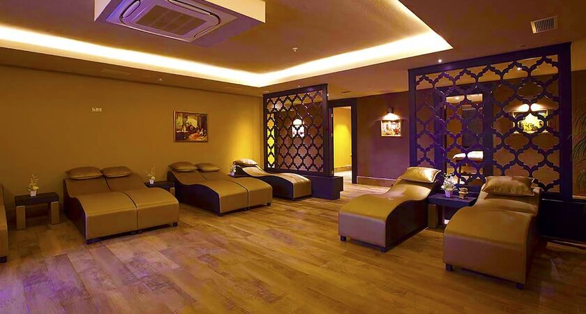 Diamond Elite Hotel & Spa +16