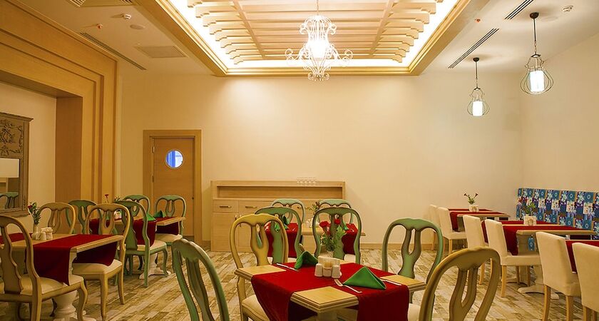 Diamond Elite Hotel & Spa +16