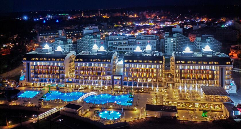 Diamond De Luxe Hotel & Spa