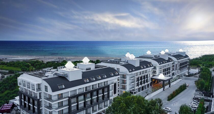 Diamond De Luxe Hotel & Spa