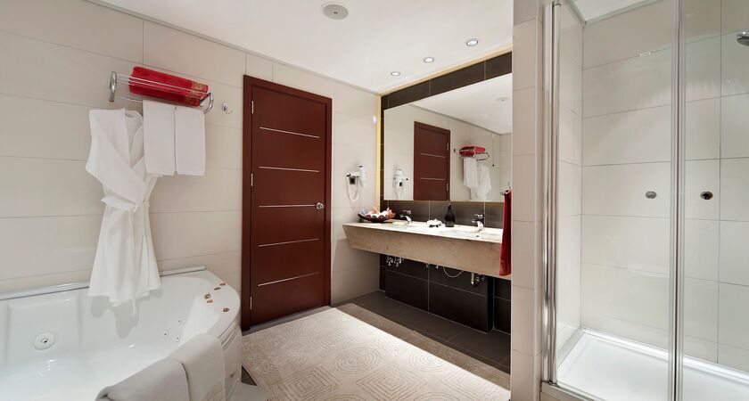 Colossae Thermal Spa Hotel