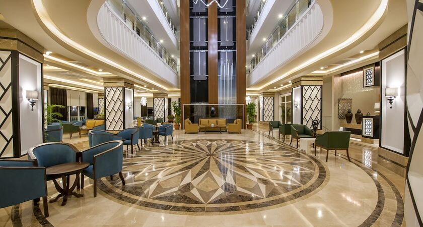 Dream World Resort & Spa